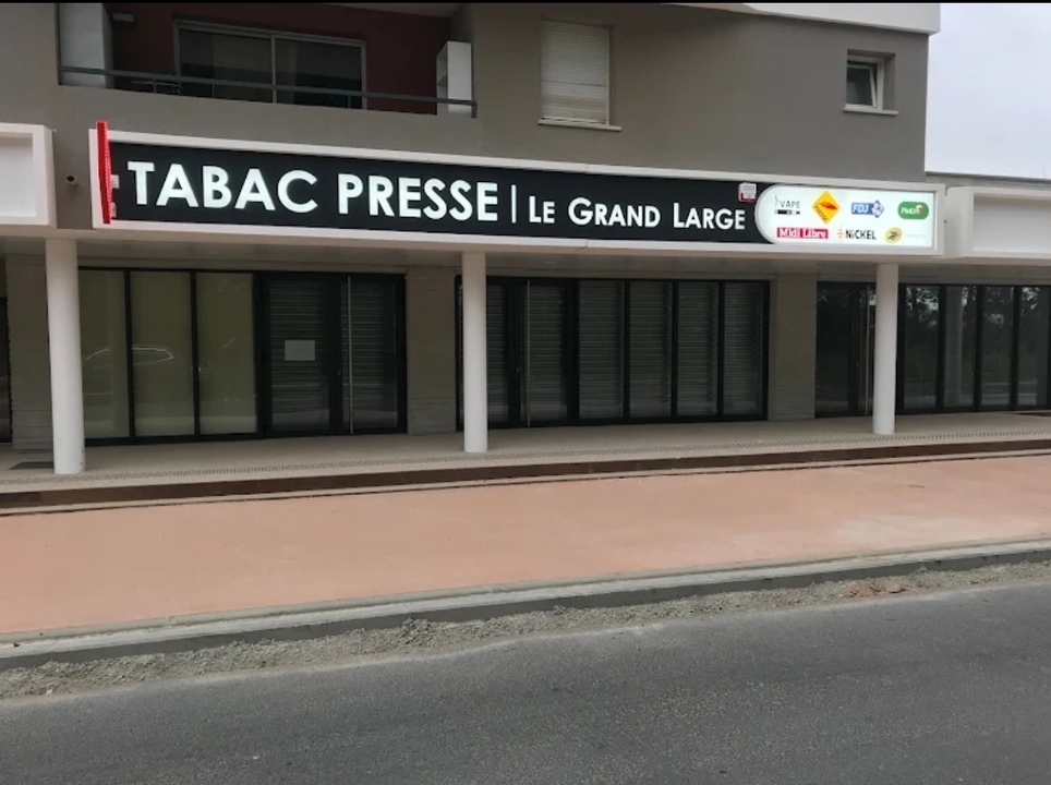 Tabac le Grand Large, 36 Avenue des Pattes Rouges, 34410 Sérignan