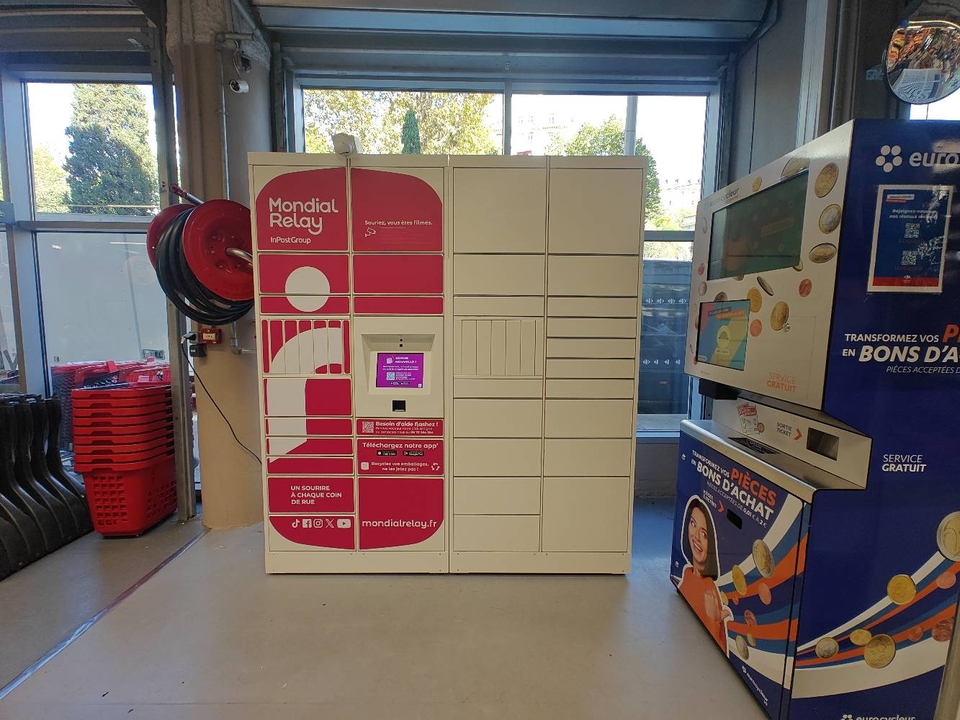 Locker Carrefour Market, 19 19 Avenue Desambrois, 06000 Nice