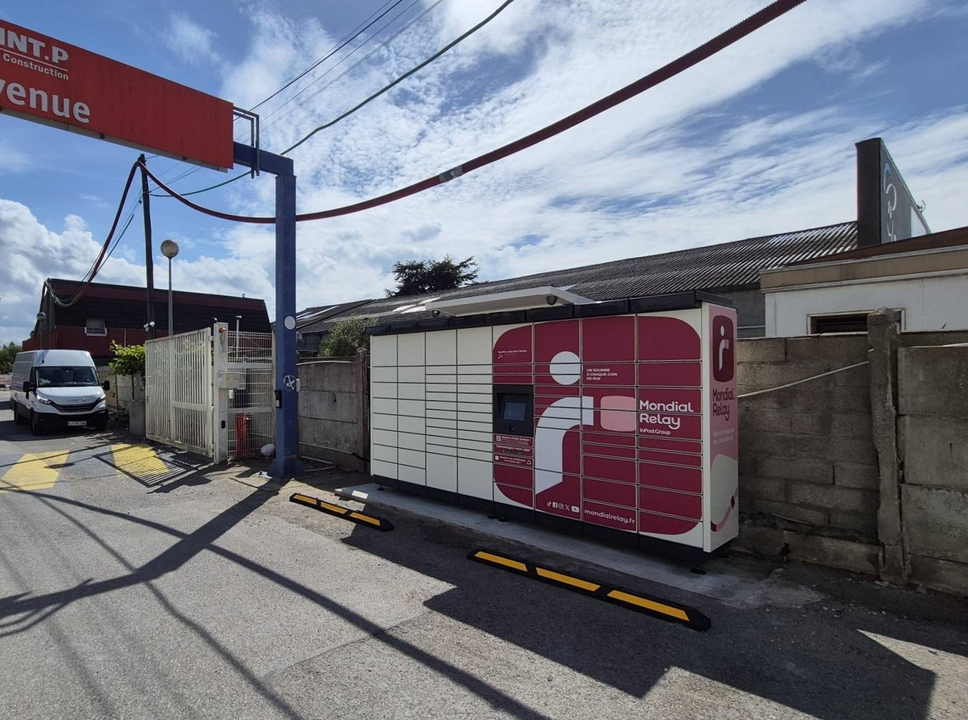 Locker 24/7 OKBOX, 68 66 Bis Avenue Antoine de Saint-Exupéry, 62100 Calais