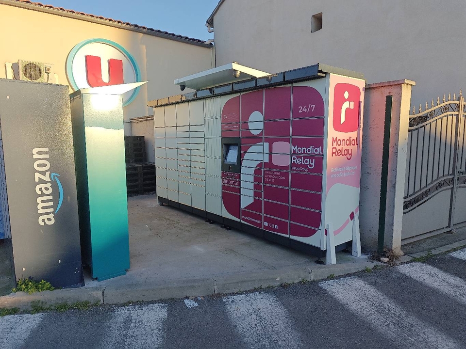 Locker 24/7 U Express 84200 Carpentras, 319 319 Avenue Notre Dame de Santé, 84200 Carpentras