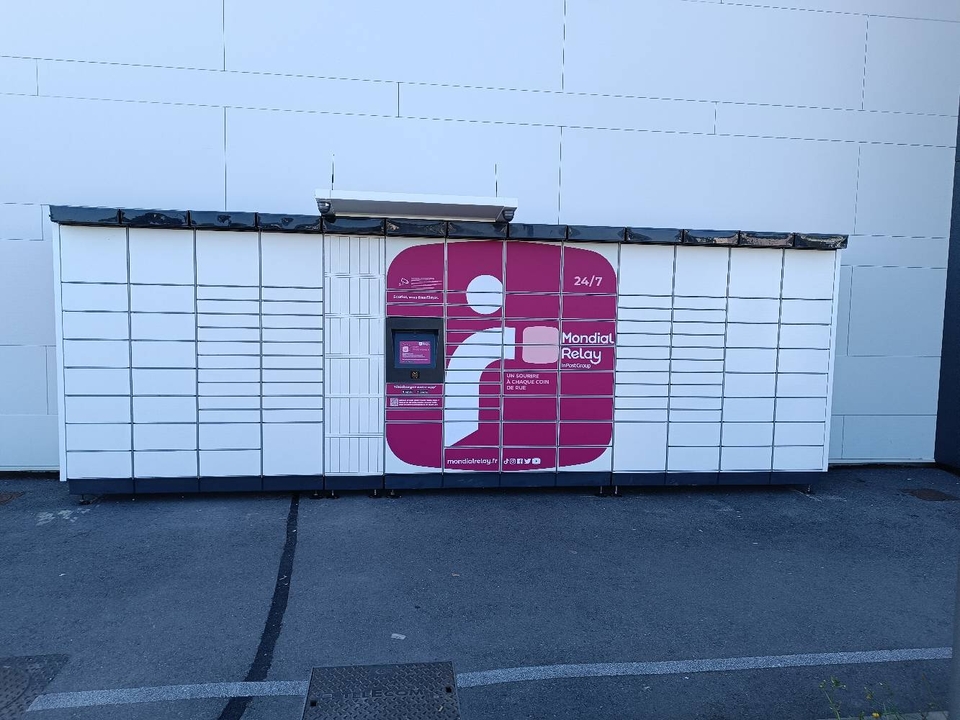 Locker 24/7 E.leclerc Oleron Ste Marie, Av. Alexander Fleming, 64400 Oloron-Sainte-Marie