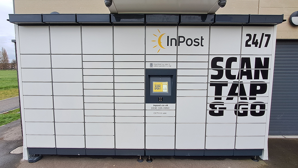 Фото поштомата від InPost: InPost UK00273136