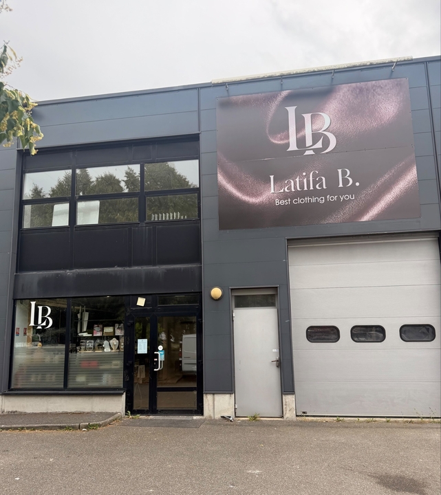 Latifa.b, 2 Rue des Alpes, 68390 Sausheim