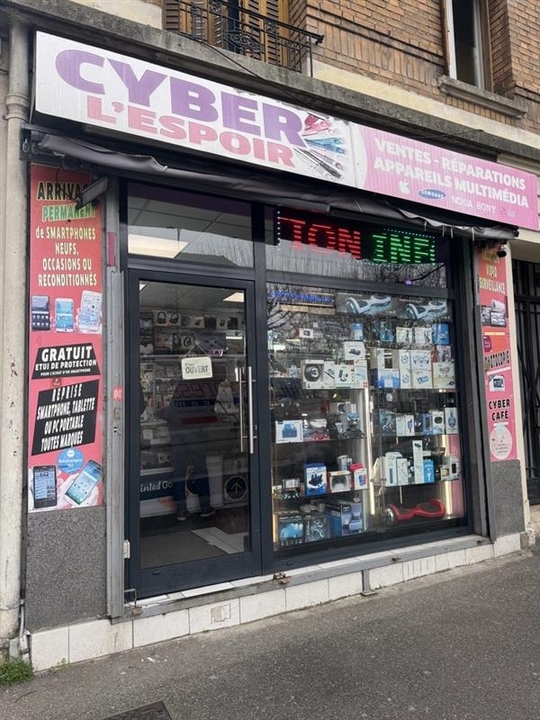 Cyber l'Espoir, 115 Avenue du Général de Gaulle, 94500 Champigny-sur-Marne