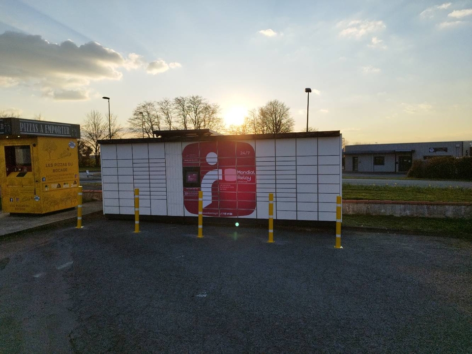 Locker 24/7 Inter le Boupere, 13 13 Rue Eugène Charrier, 85510 Le Boupère
