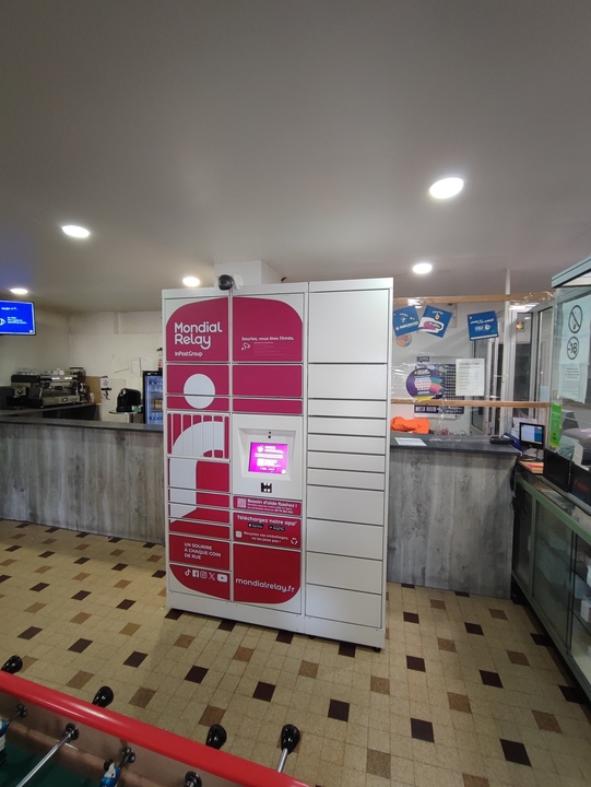 Locker Young Stars, 15 17 Rue de Lille, 93800 Épinay-sur-Seine