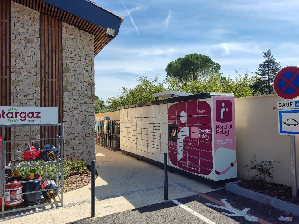 Locker 24/7 Utile Grane, Montée du Beffroi, 26400 Grane