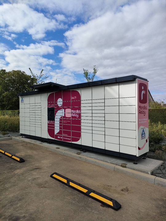 Locker 24/7 Aldi le Neubourg, Avenue Pierre Mendès France, 27110 Le Neubourg