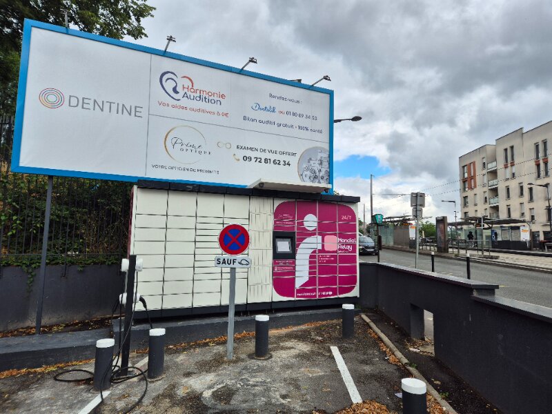 Locker 24/7 ARM Invest 93380 Pierrefitte-Sur-Seine, 129 129 Boulevard Jean Mermoz, 93380 Pierrefitte-sur-Seine