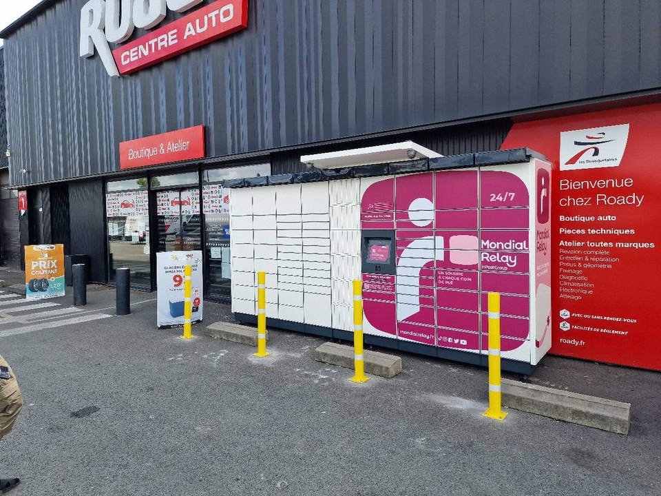 Locker 24/7 Centre Auto Roady St Andre de Cubzac, 240 315 Chemin de l'Hippodrome, 33240 Saint-André-de-Cubzac