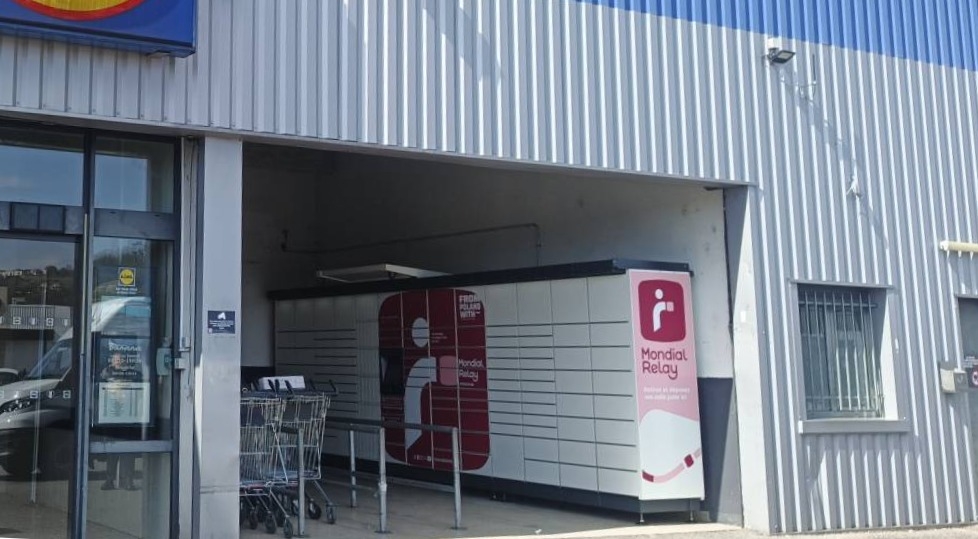 Locker 24/7 Lidl, 15 15 Avenue Henri Barbusse, 38300 Bourgoin-Jallieu