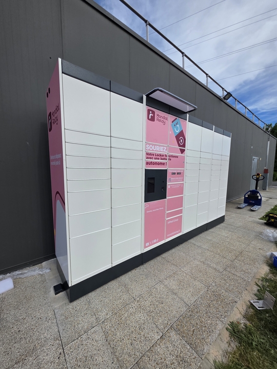 Locker 24/7 Parking Bvd Charles De Gaulle, 250 250 Boulevard Charles de Gaulle, 37540 Saint-Cyr-sur-Loire