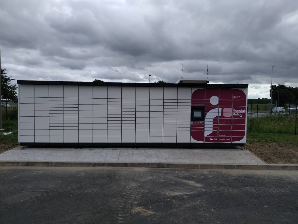 Locker 24/7 Intermarche Grandchamps, Rue des Sports, 44119 Grandchamps-des-Fontaines