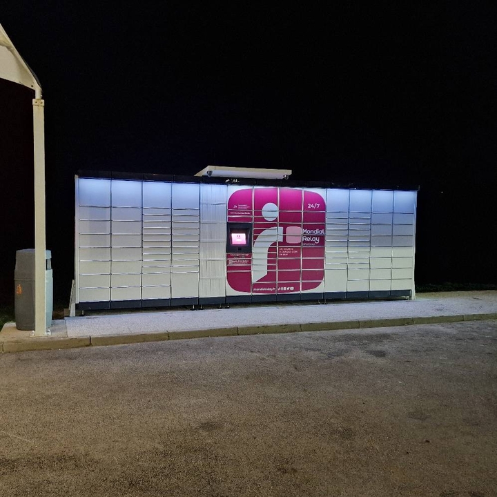 Locker 24/7 Yakalaver Parcey ., 6 4 Route nationale, 39100 Parcey
