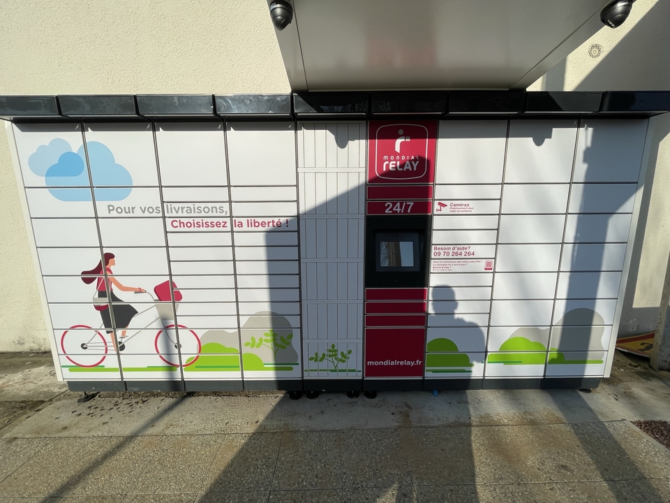 Locker 24/7 U Express Bernay, 1 1 Rue Gabriel Vallée, 27300 Bernay