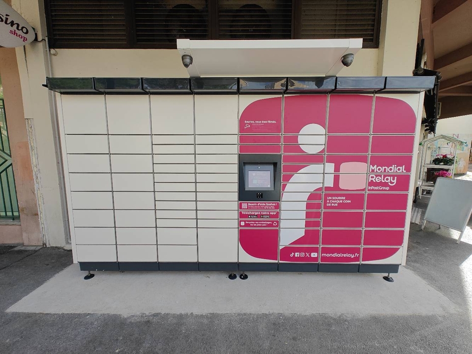 Locker Casino Shop 24/7, 2 2 Rue Soutrane, 06560 Valbonne