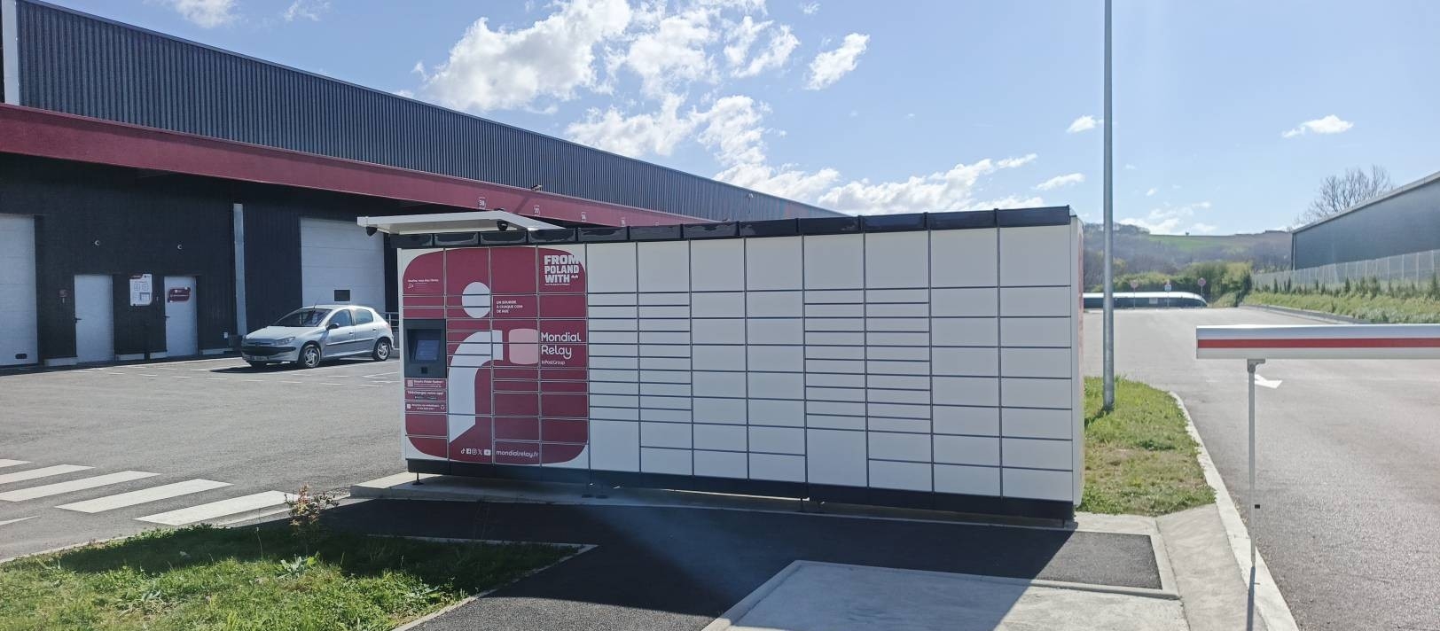 Locker 24/7 Agence Mondial Relay, ZAC la Roubiague, 47390 Layrac