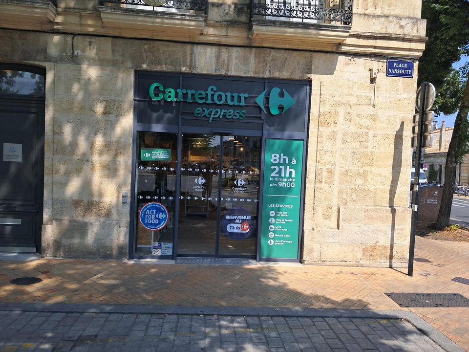 Carrefour Express Nansouty, 1 Place Nansouty, 33800 Bordeaux