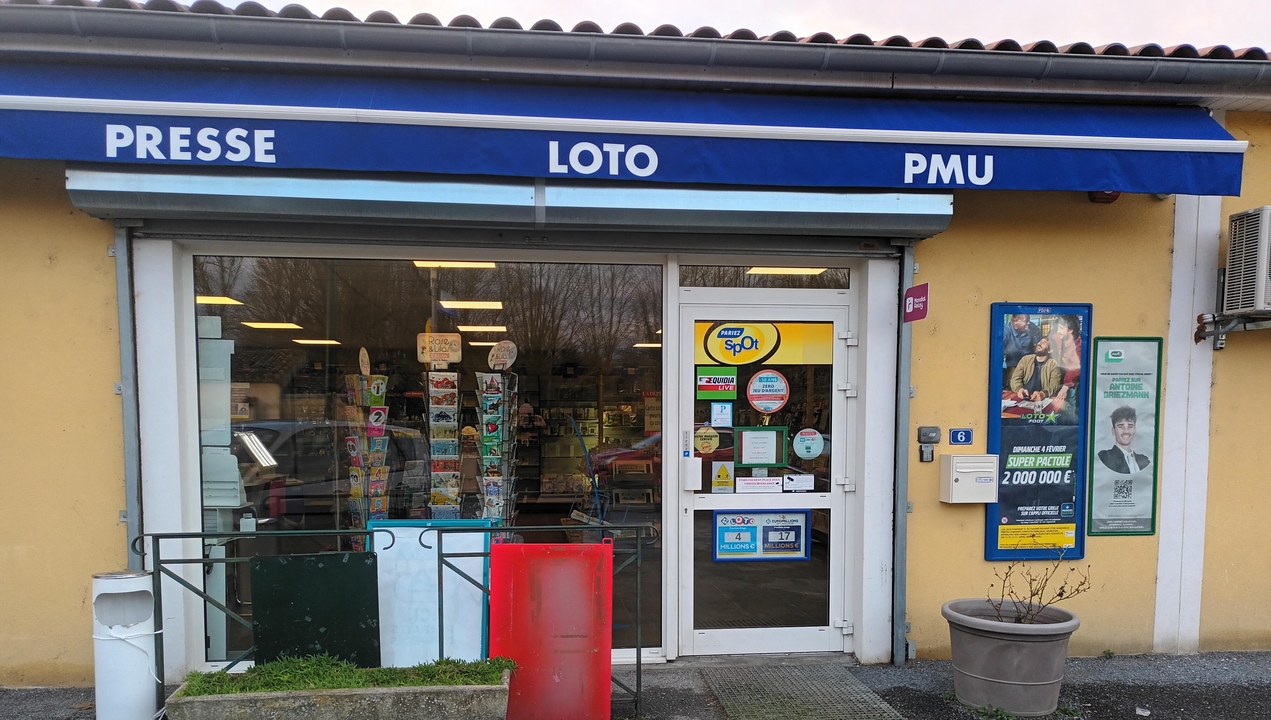 Tabac Presse l'Ostal, 6 Place de la Bouriatte, 81570 Vielmur-sur-Agout