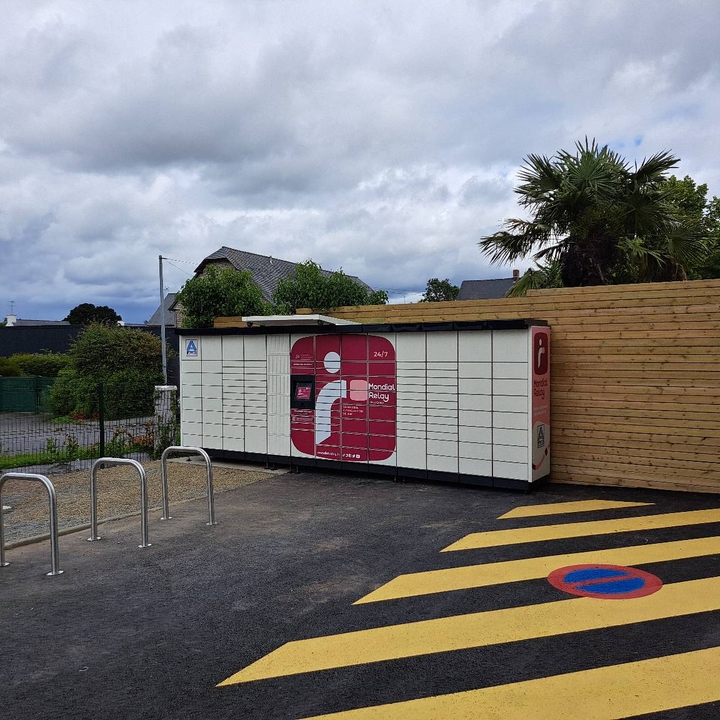 Locker 24/7 Aldi 35500 Vitré, 4 4 Avenue de Terrebonne, 35500 Vitré